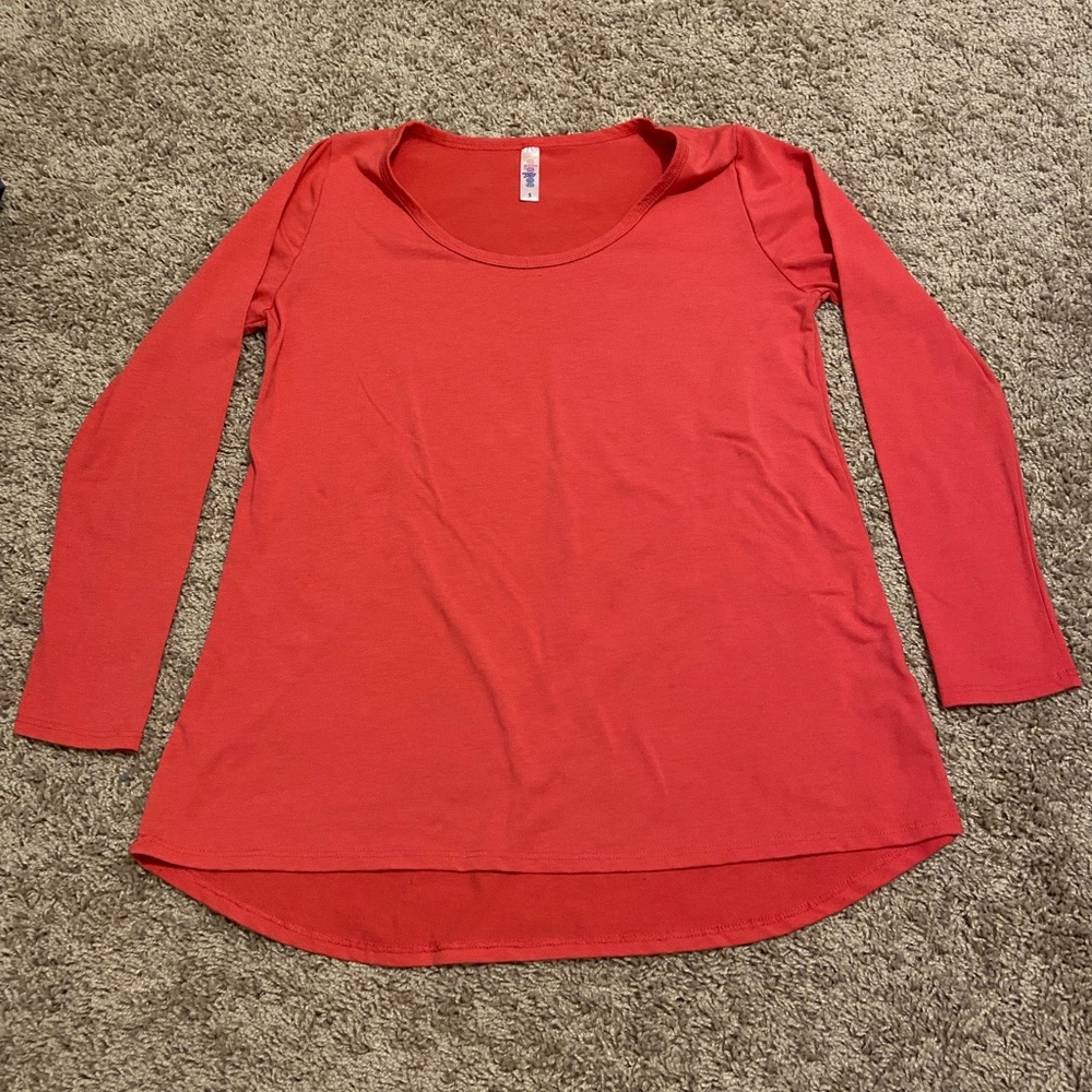 Lularoe long sleeve coral shirt - size S